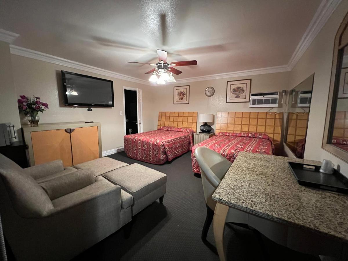 Flamingo Motel Oxnard Exterior photo